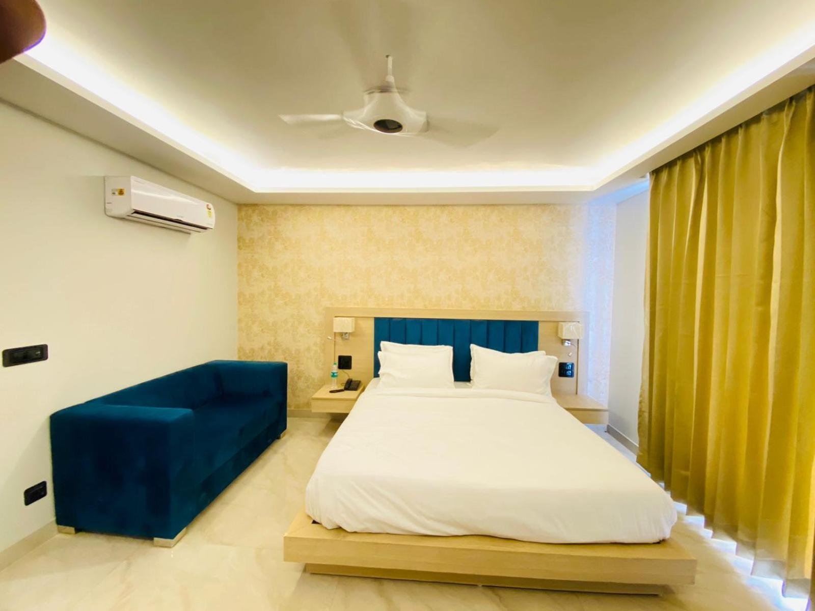 Hotel Holiday Grand Greater Noida Ngoại thất bức ảnh