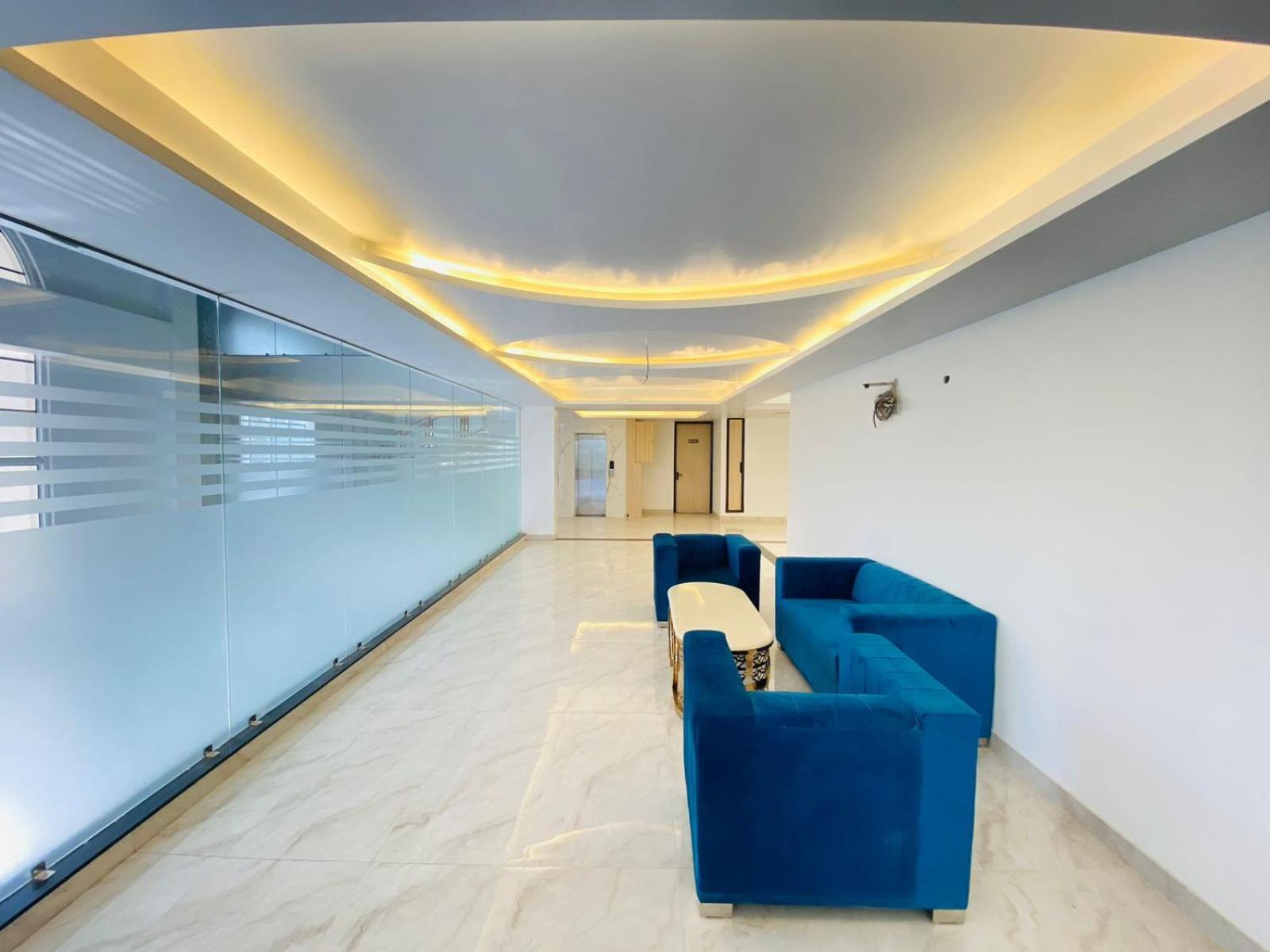 Hotel Holiday Grand Greater Noida Ngoại thất bức ảnh