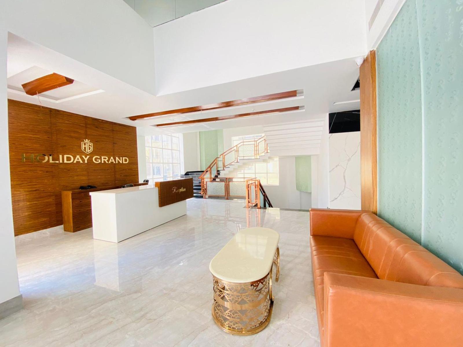Hotel Holiday Grand Greater Noida Ngoại thất bức ảnh